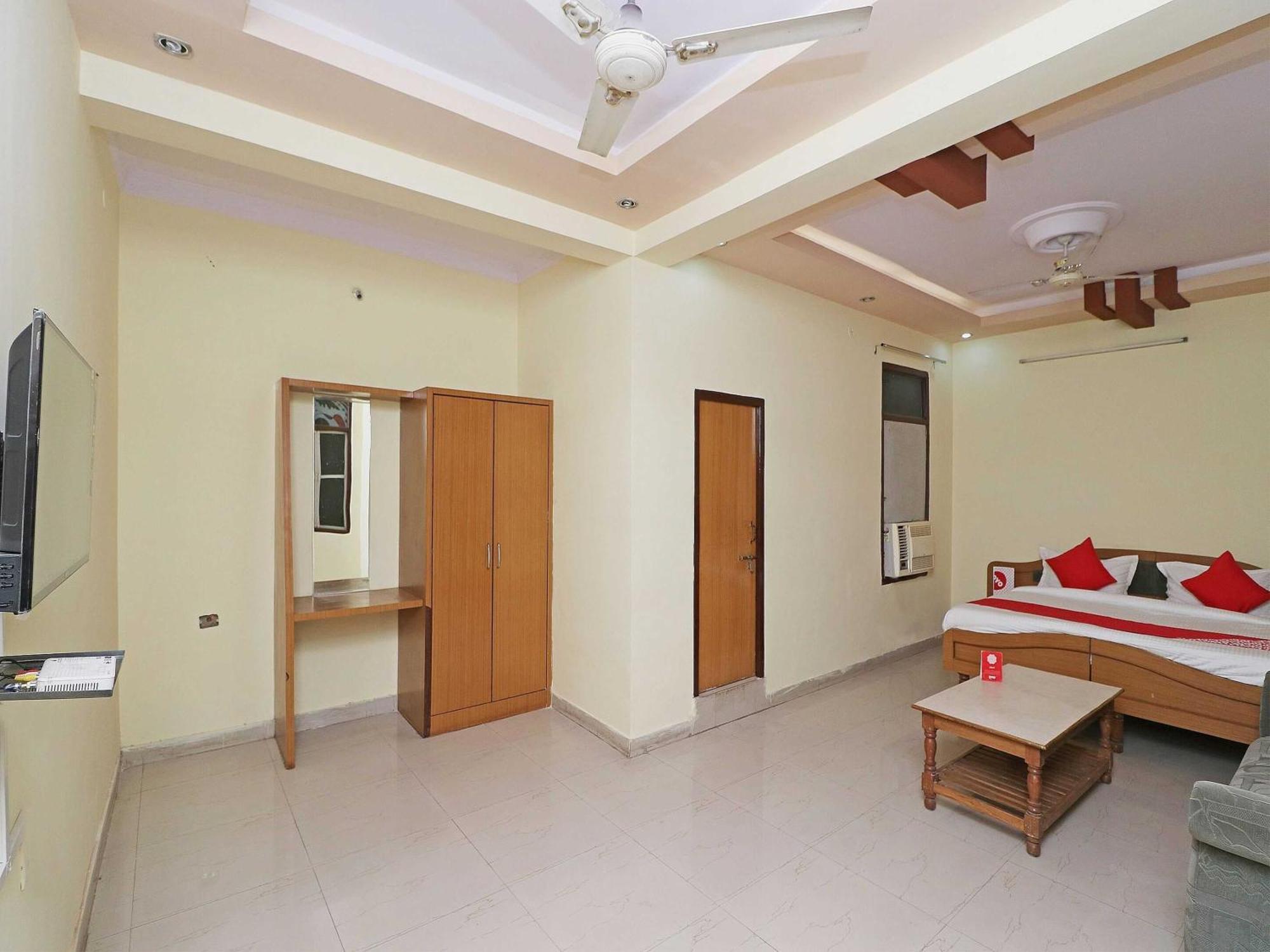 Oyo Flagship 12775 Bharat Plaza Hotel Kota  Buitenkant foto